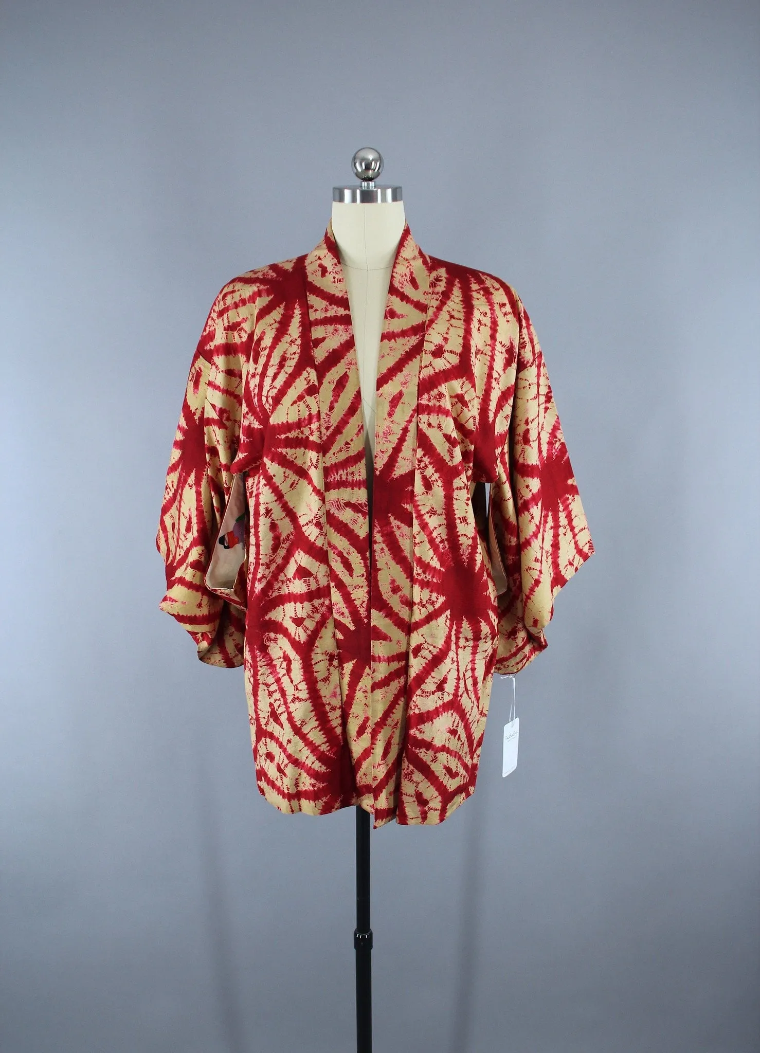 1930s Vintage Silk Haori Kimono Jacket Cardigan / Japanese Sun / Red & Gold Shibori