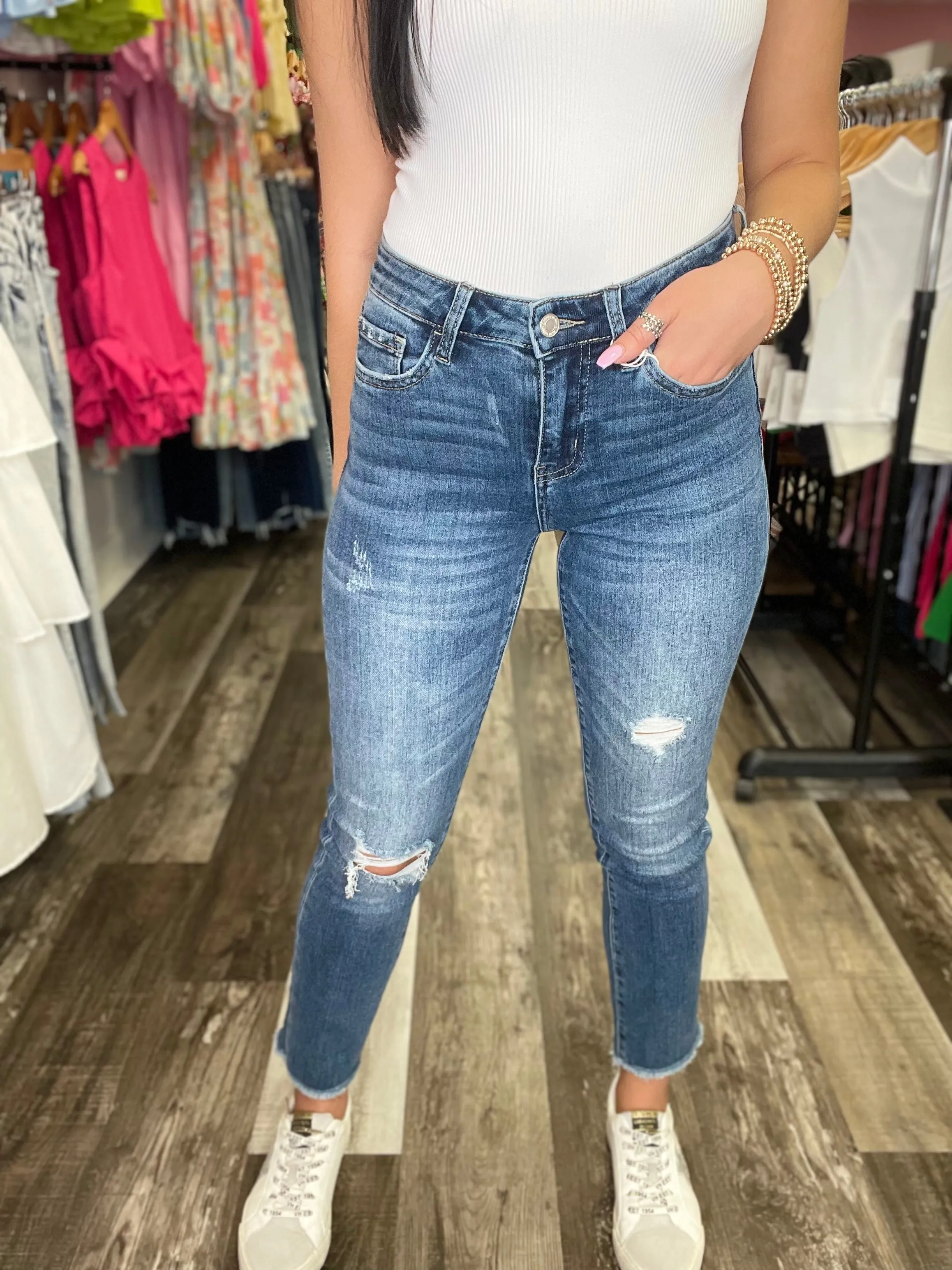 Amber Mid Rise Relaxed Straight Denim