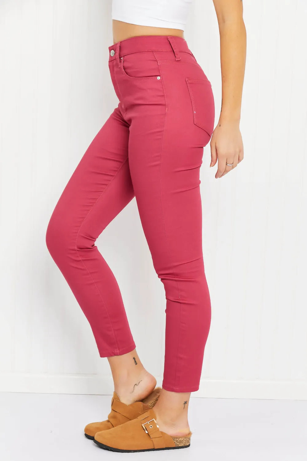 *App Exclusive* High Rise Skinny Jeans in Rose