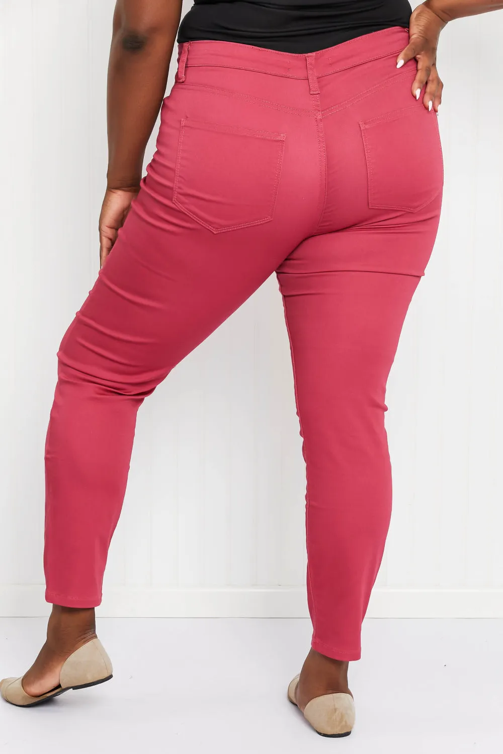 *App Exclusive* High Rise Skinny Jeans in Rose