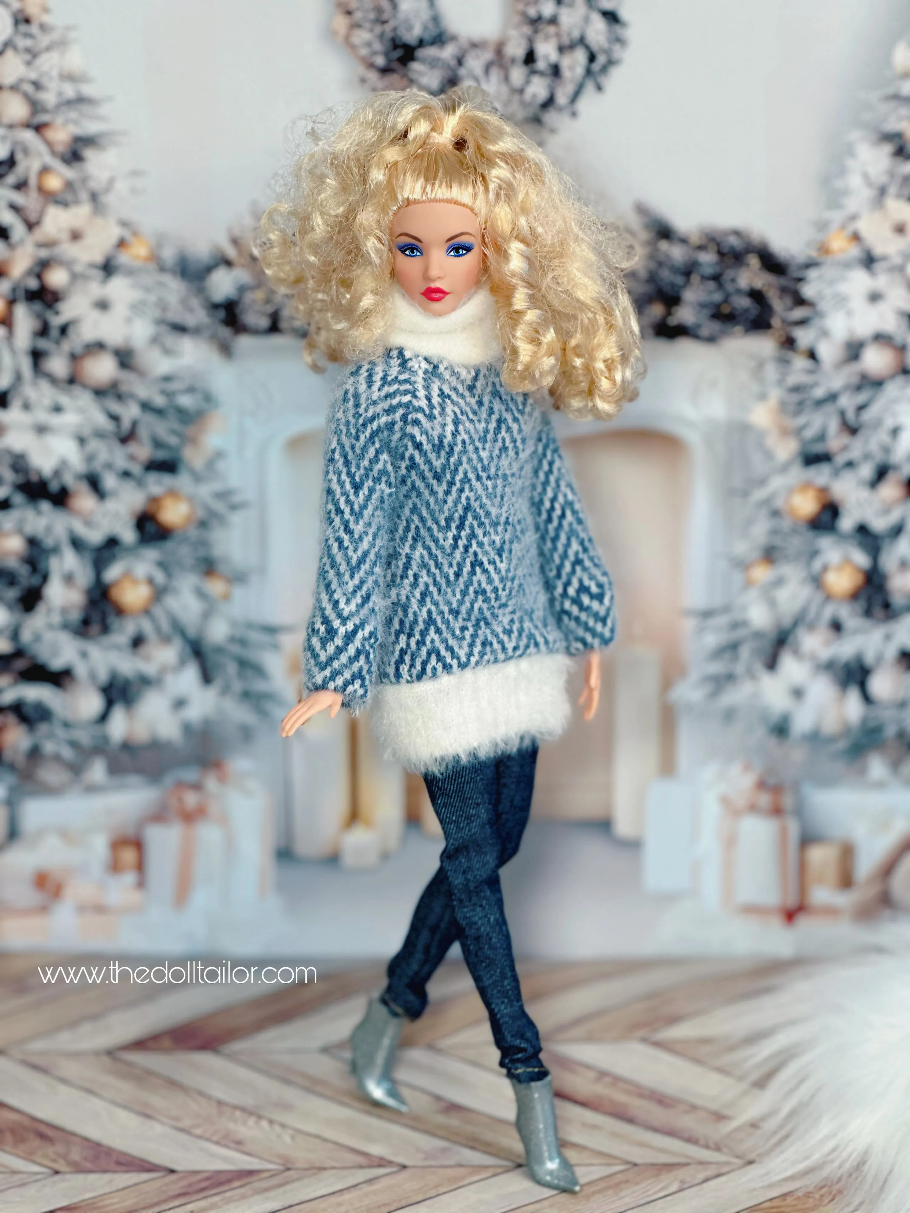 Blue and white turtle neck sweater for barbie dolls 1/6 scale sweater