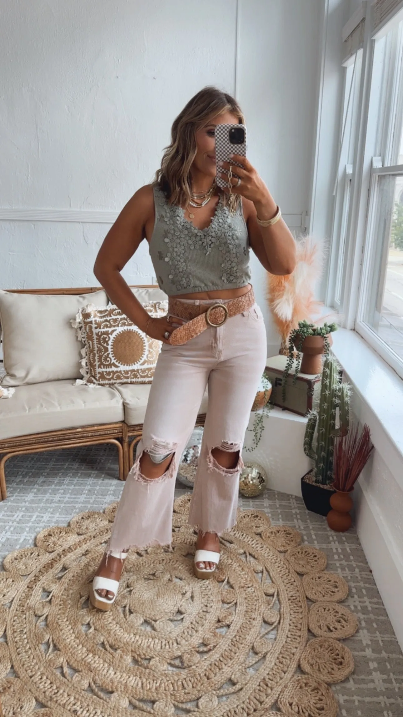 Brooks Distressed Jean, Blush VERVET