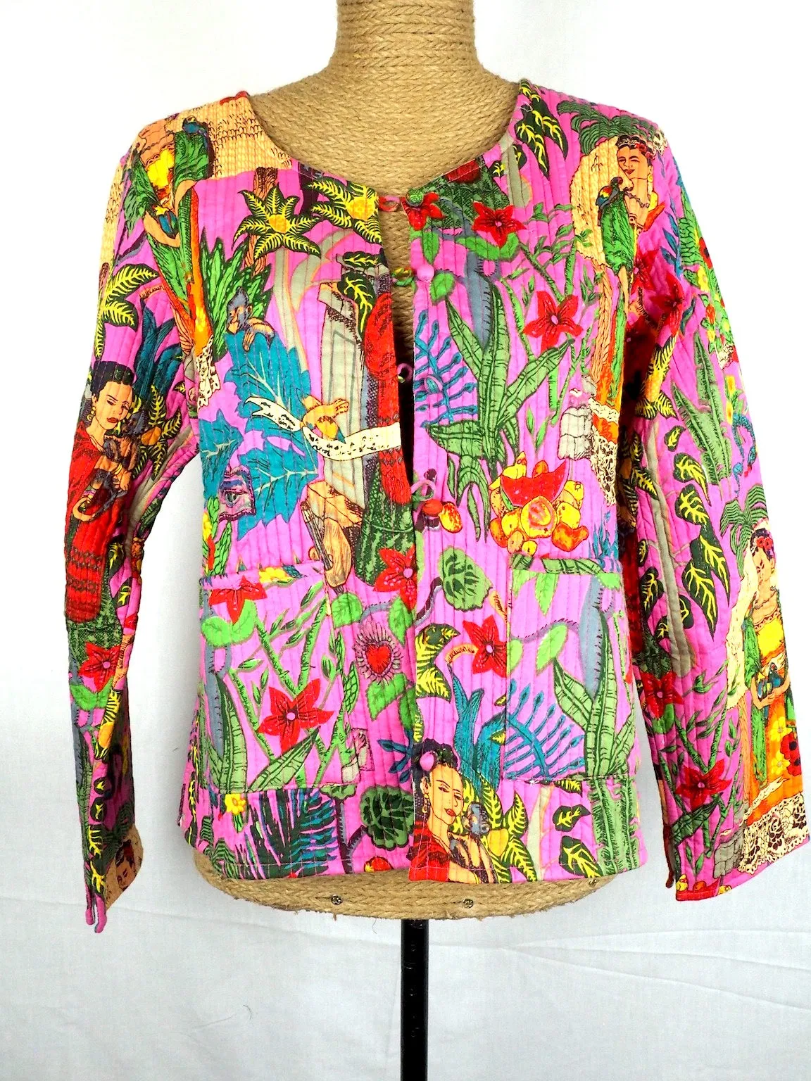 Collarless Frida Jacket 002