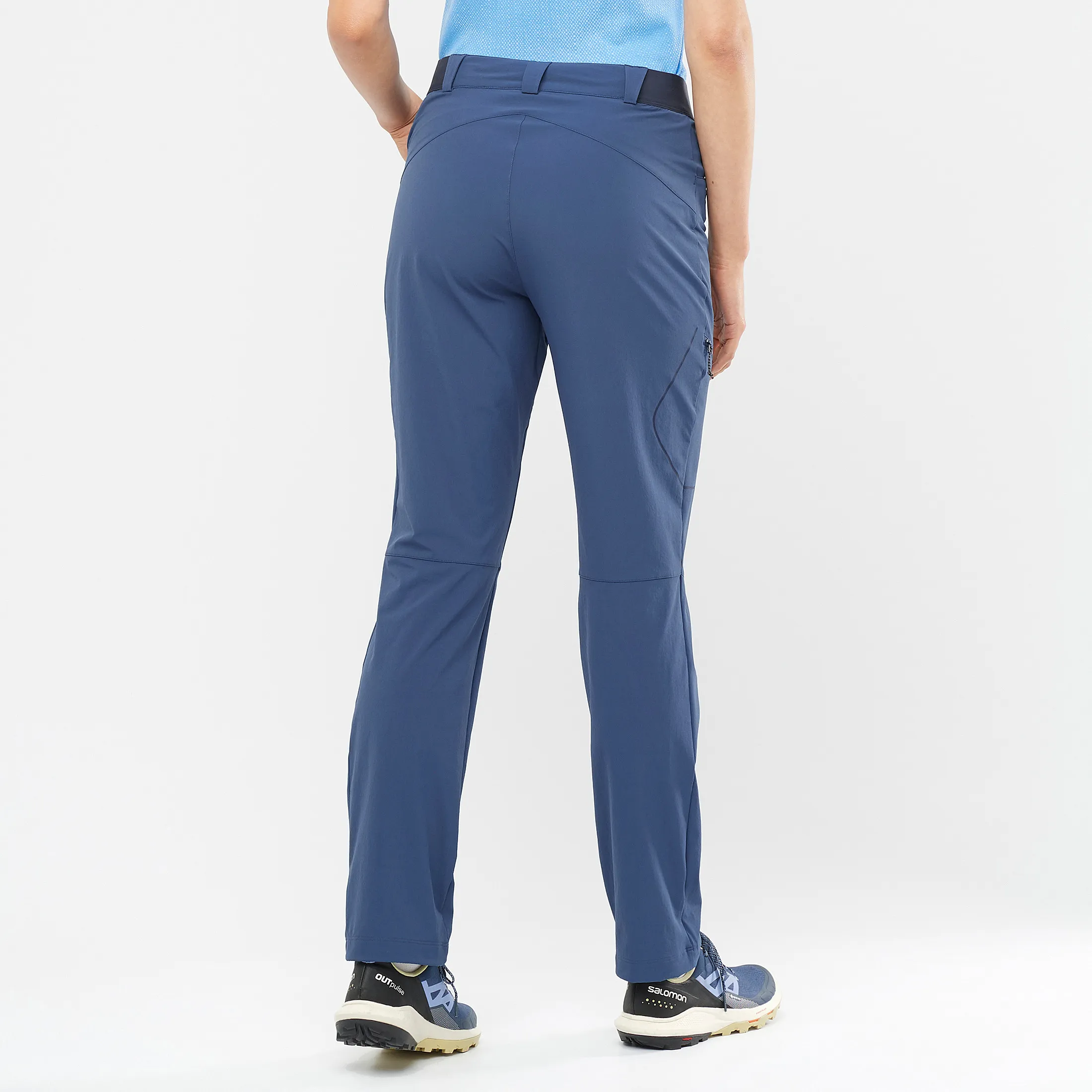 Salomon Women&#x27;s Wayfarer Pants (spring 2022) Dark Denim | Buy Salomon Women&#x27;s Wayfarer Pants (spring 2022) Dark Denim here | Outnorth