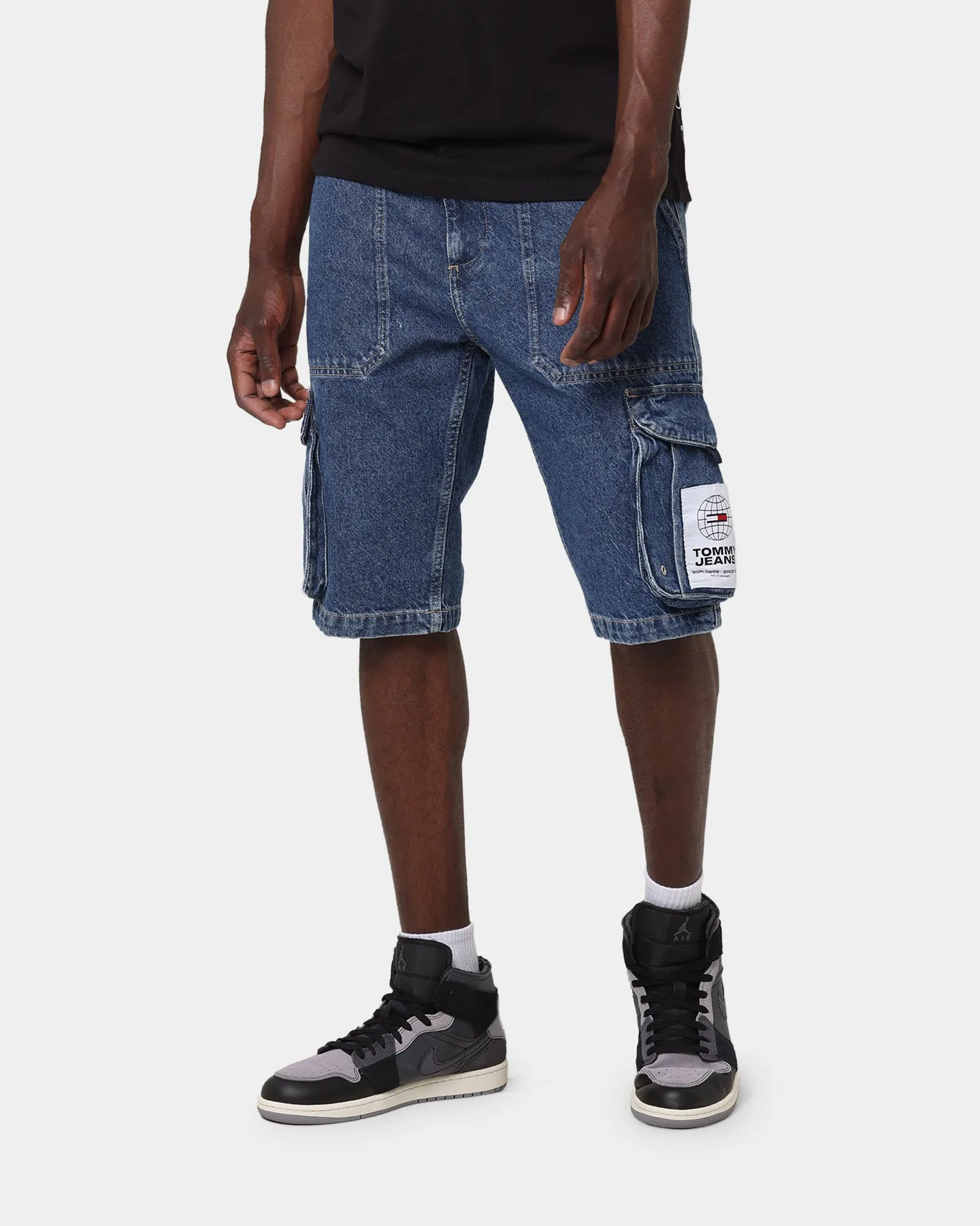 Tommy Jeans Ethan Cargo Shorts BF8031 Denim Medium