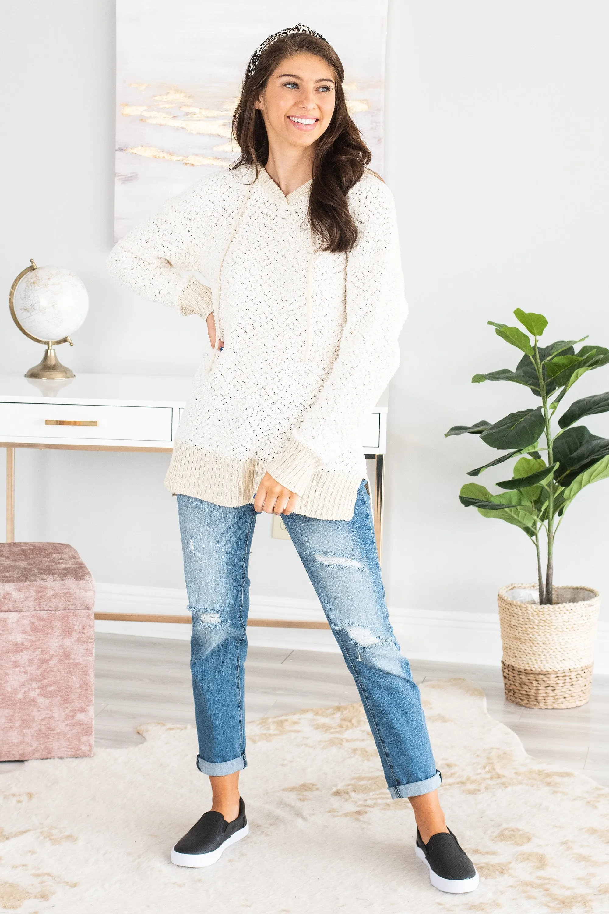 Traveling Through The Snow Cream White Popcorn Pullover