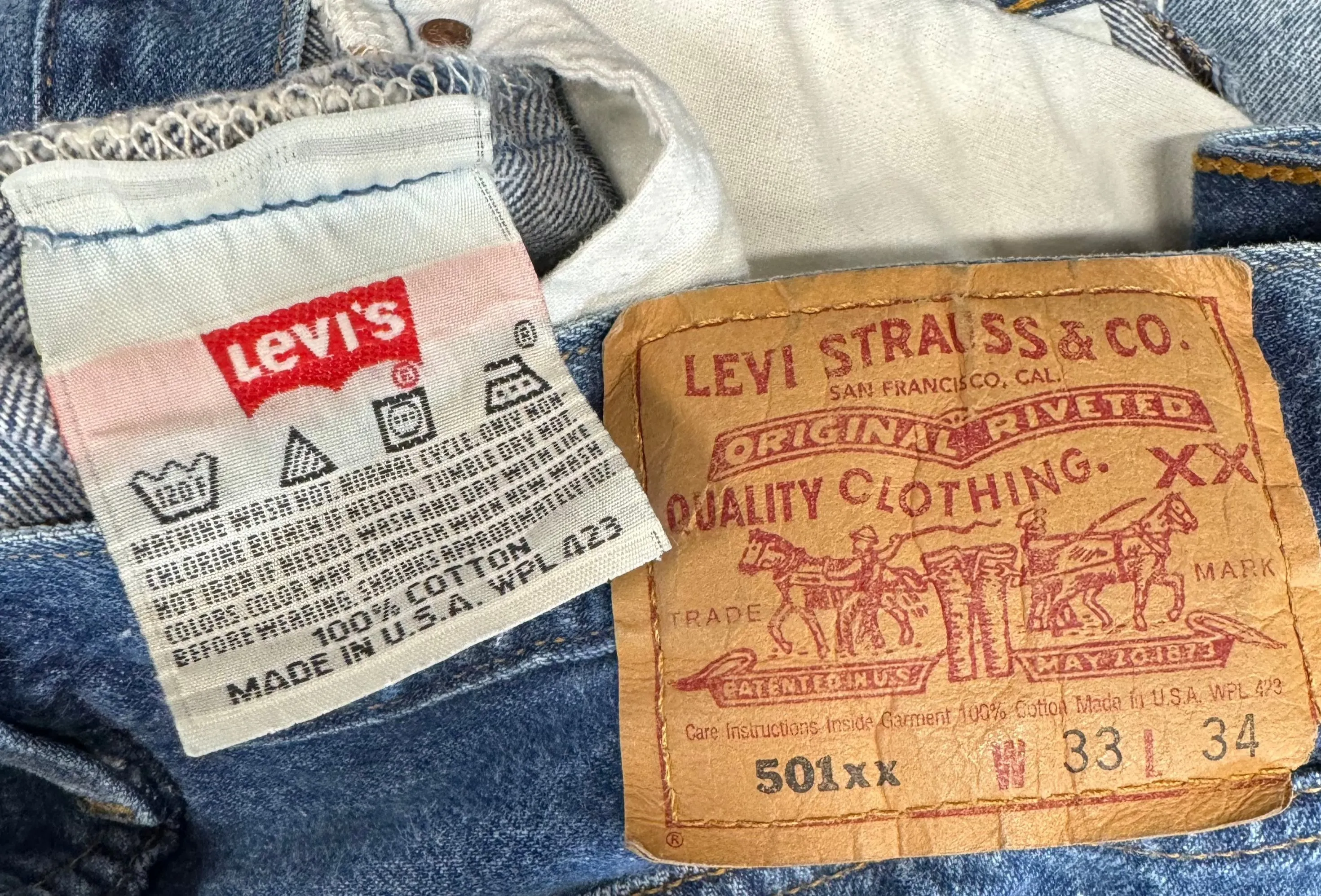 Vintage USA Made Levi 501xx Few Wash Denim Jeans (#JYJ0124-050)